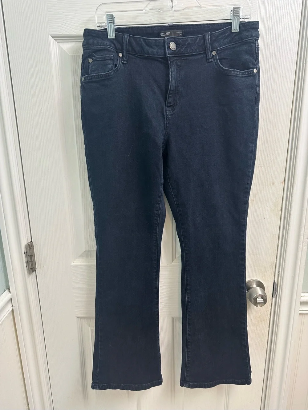 Simply Vera Wang Woman’s Bootcut Jeans Dark Blue Wash Size 14